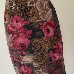 A printed partially wool/polyester pencil skirt